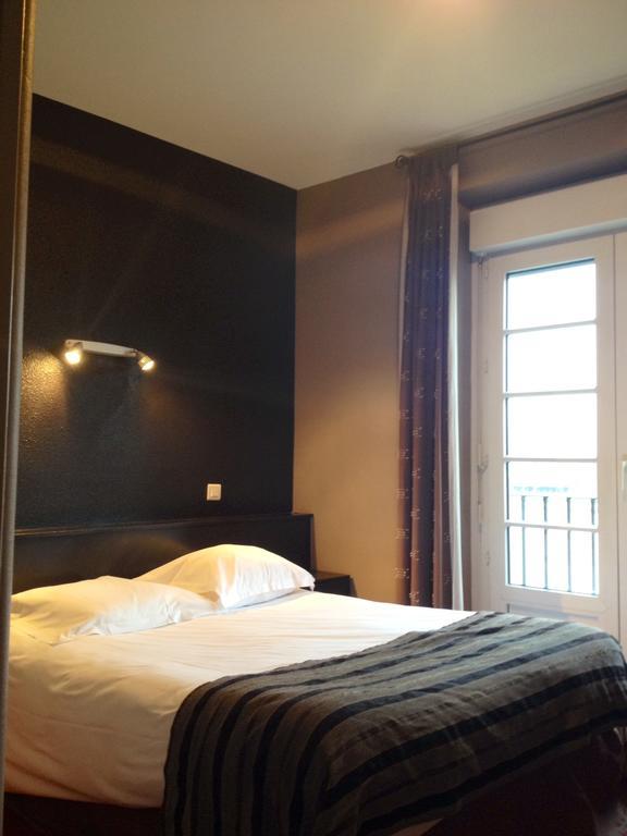 Hotel Restaurant Du Lac Combourg Ngoại thất bức ảnh