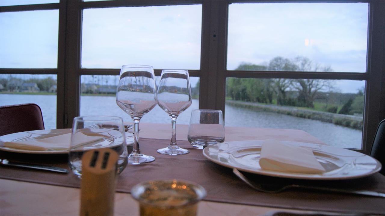 Hotel Restaurant Du Lac Combourg Ngoại thất bức ảnh